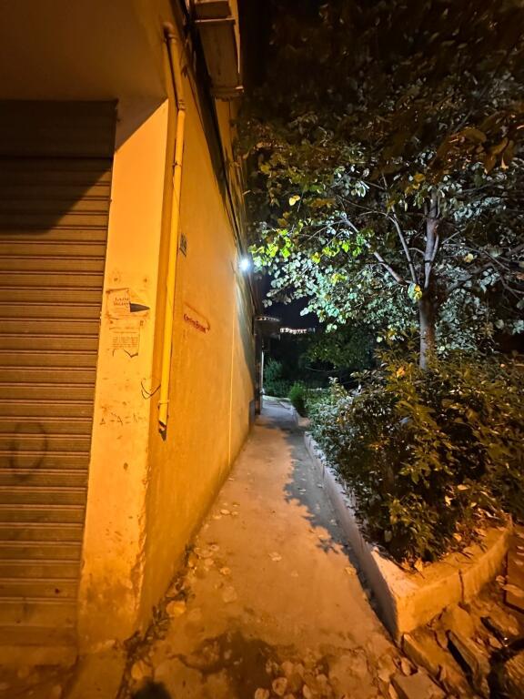 Shitet apartament 2+1+2 (Prokuroria  e Tiranes)
