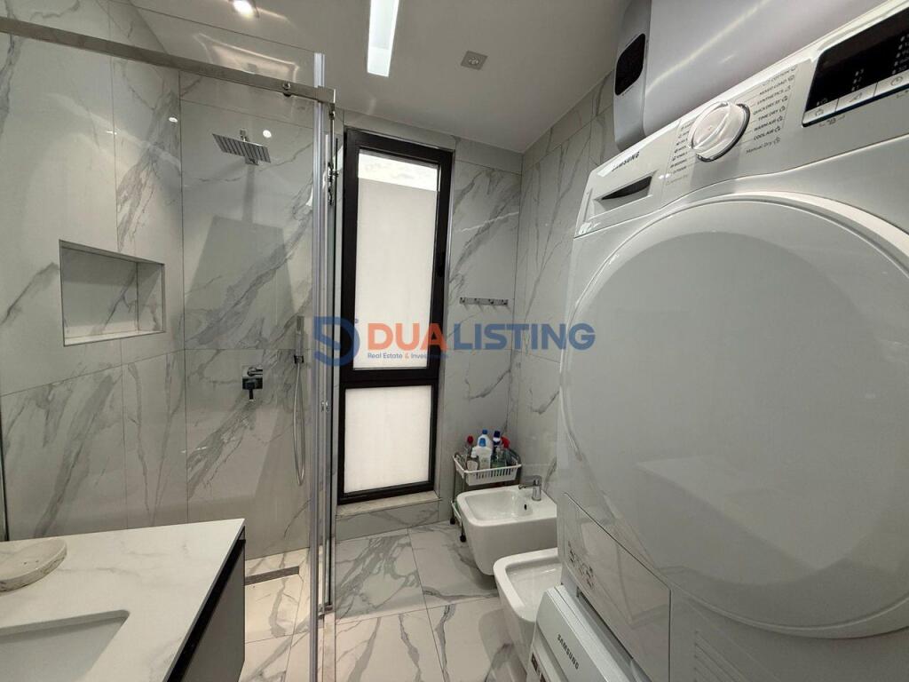 Apartament modern me qera 2+1 tek Bulevardi i Ri!