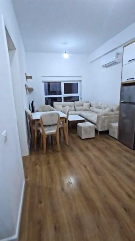 🏢Ne zonen e Ali Demit,Rezidenca Kadiu jepet me qera apartament 1+1,i sapo mobiluar.45,000Leke    