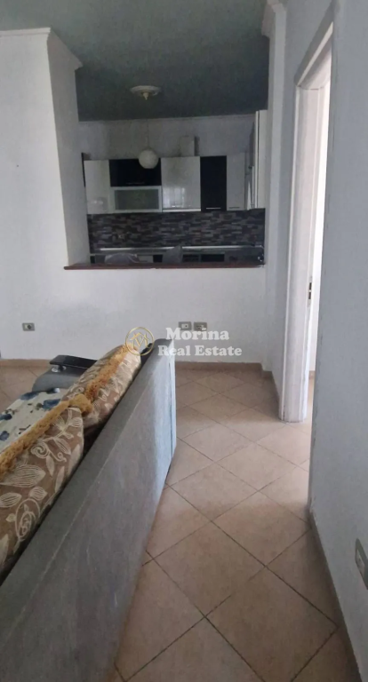 Qera, Apartament 2+1, 450 euro/muaj