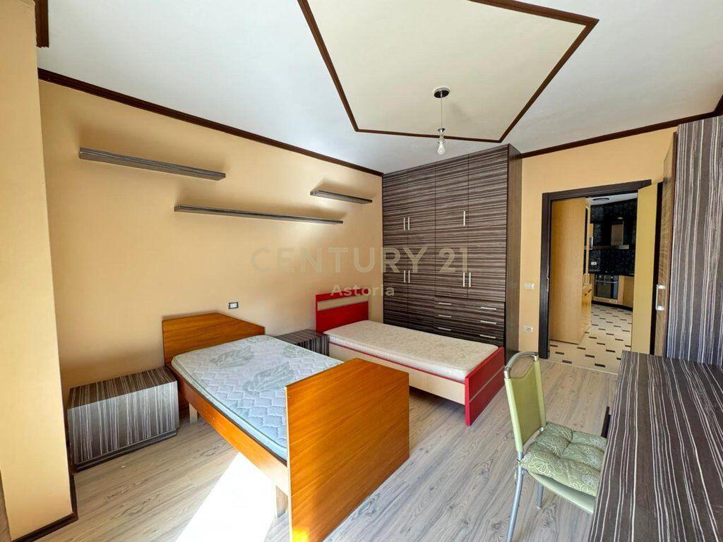 AFFITTASI APPARTAMENTO 2+1+2 A ASTIR 450 € /Mese