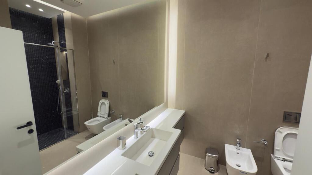 Apartament 1+1 per qira tek Square 21.