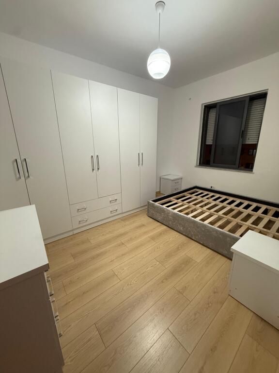 Brand new 2+1 apartment for rent. In the 21 Dhjetori area, near Oslo Bar Price: 600 thousand lek