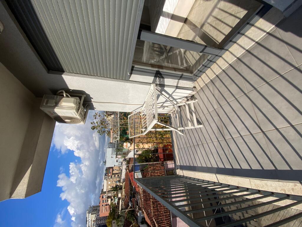 2+1,i mobiluar,stacion treni,pallat i viteve te fundit,700 euro