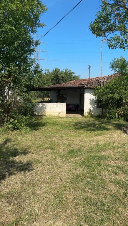 🌿 Mundësi e rrallë investimi – Shitet truall 300 m² në Kashar 1 🌿