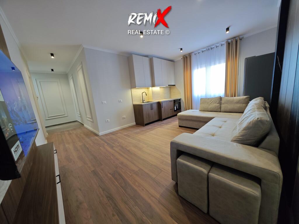 APARTMENT FOR SALE NEAR THE MARKET IN DURRËS