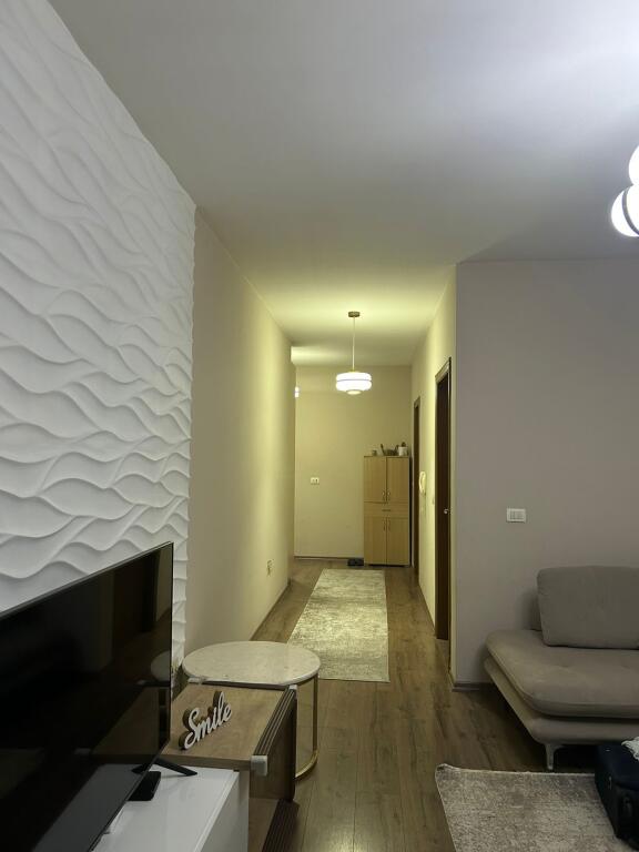 Jepet me qera apartament 2+1+2 Yzberisht 45.000 Leke!
