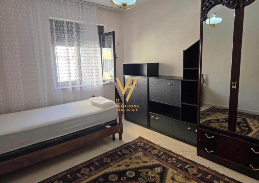 JEPET APARTAMENT 2+1 ME QIRA RRUGA SIRI KODRA 50.000 LEKE