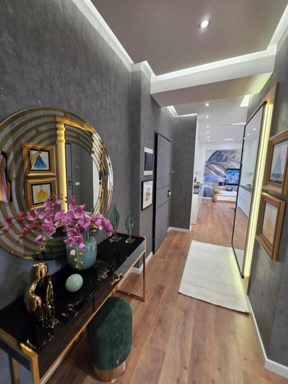 🏠 Appartamento 2+1 in Vendita 📍 21 Dhjetori, Tirana