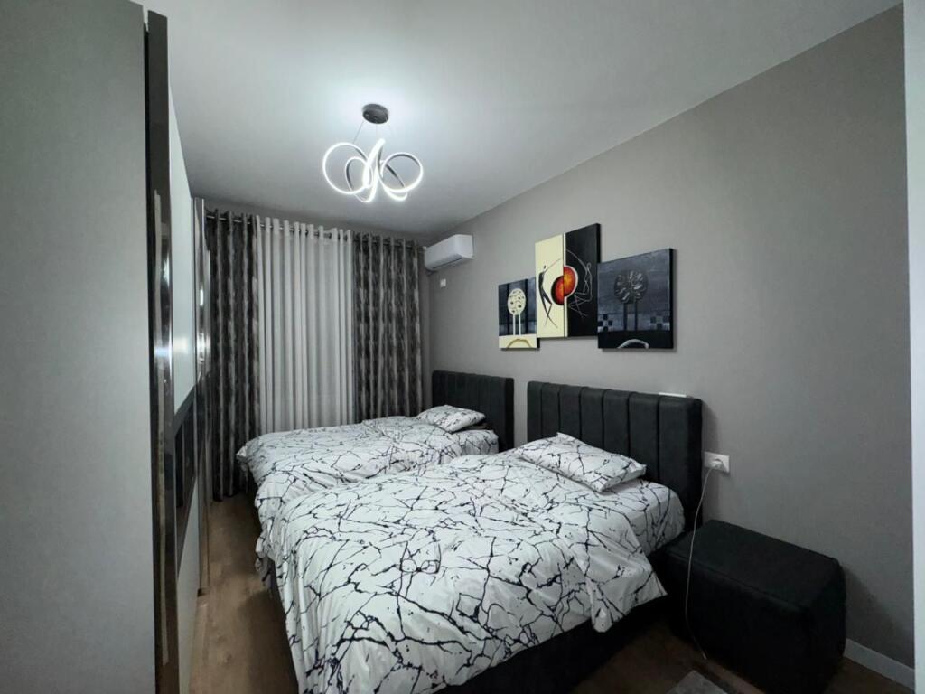 Apartament 1+1 me qera ne Astir shume prane rrethit te Unaza e Madhe
