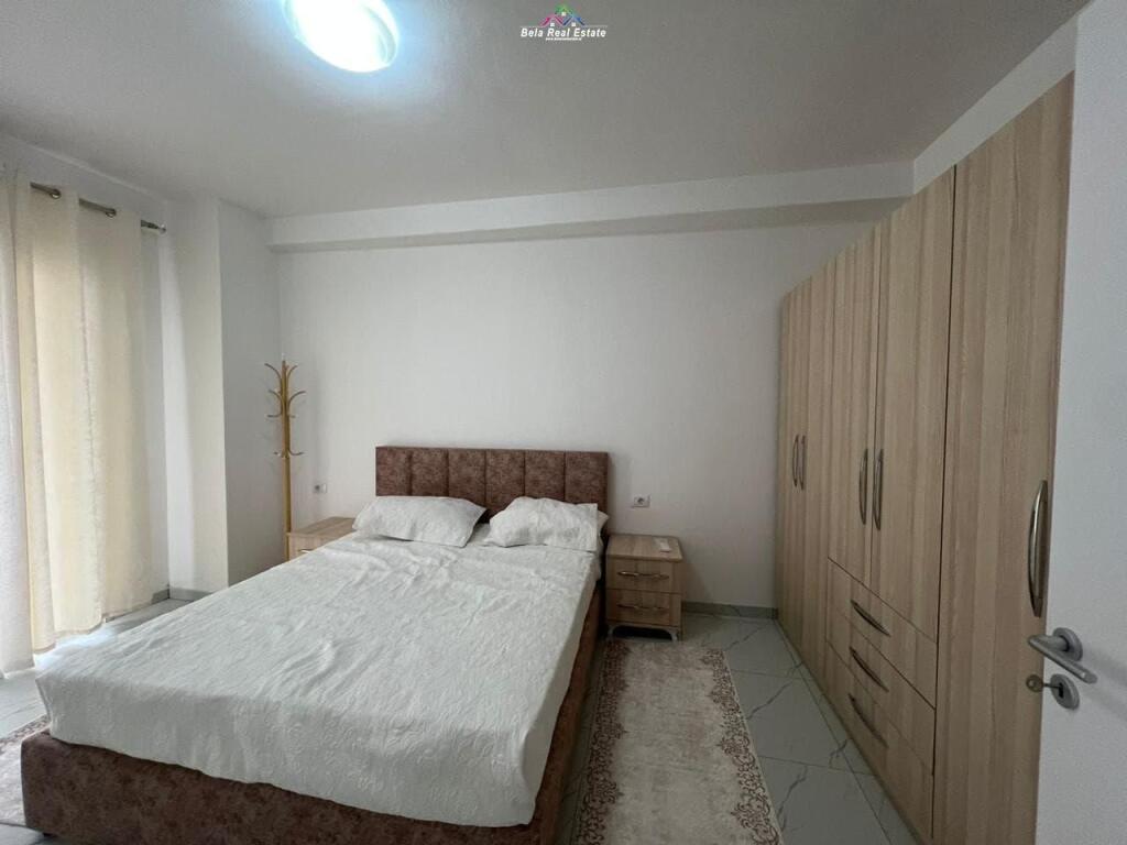 Apartament Me Qera 1+1 Tek Zogu I Zi (ID B2101329) Tirane