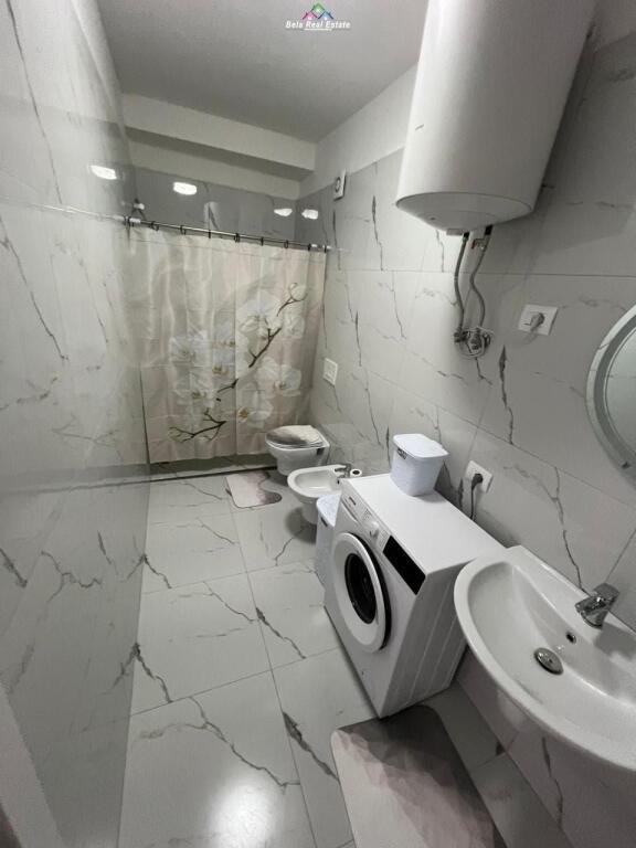 Apartament Me Qera 1+1 Tek Zogu I Zi (ID B2101329) Tirane