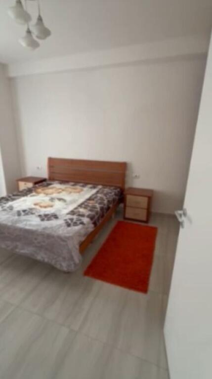 Qera, Apartament 1+1, Zogu i ZI , 650 euro/muaj