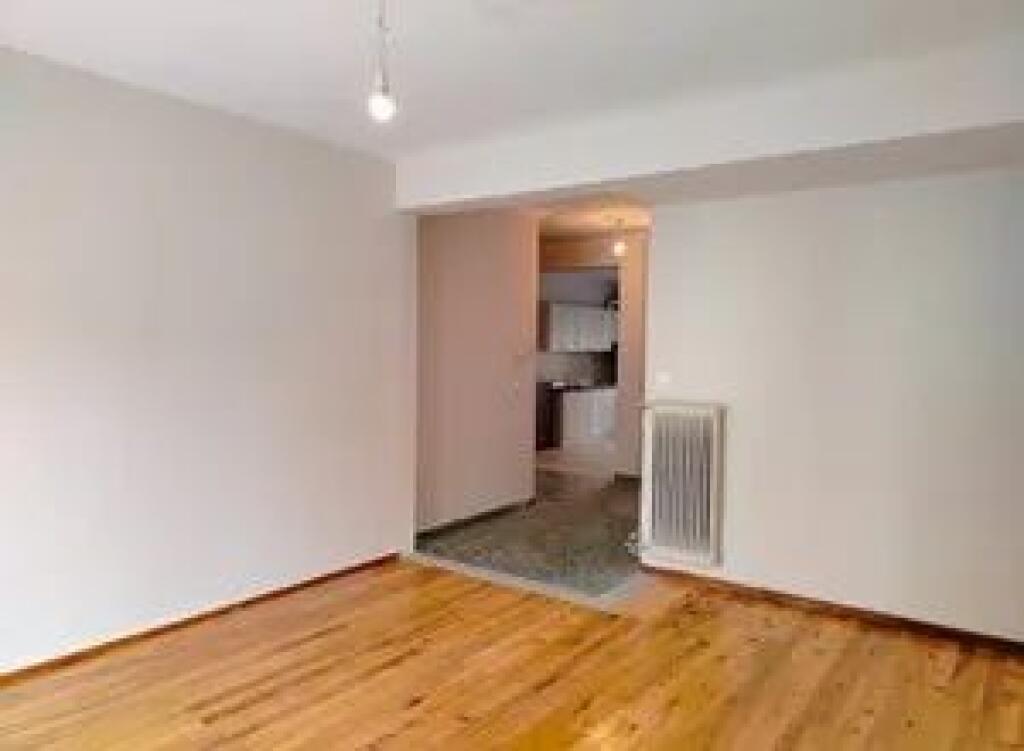 Office for Rent at the Paris Commune (ID BZ2727) Tirana