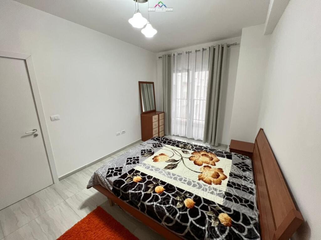Apartament Me Qera 1+1 Tek Zogu i Zi (ID B2101330) Tirane