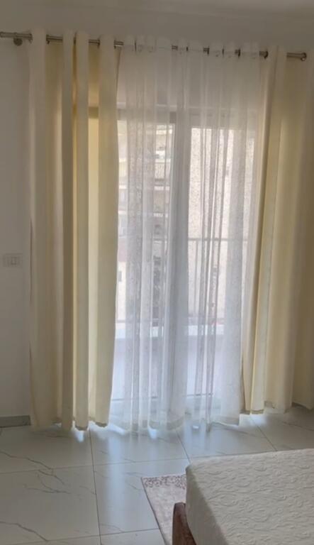 Apartment 1+1Zogu i Zi for rent