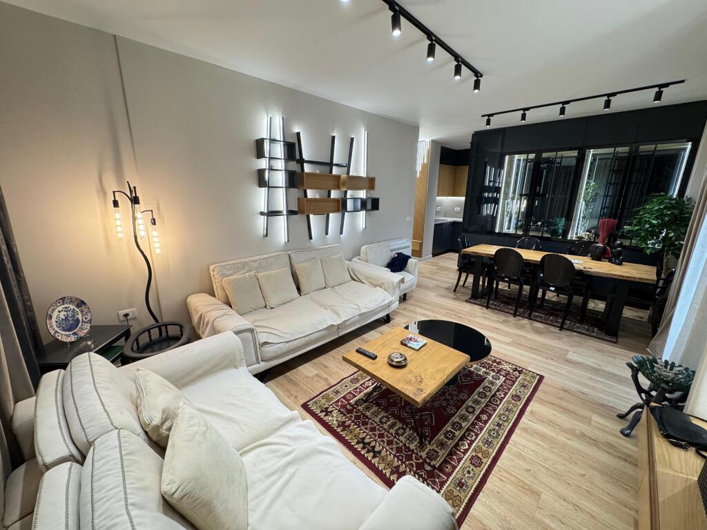 📣 QIRA – Apartament 2+1+2 📍 Kodra e Diellit