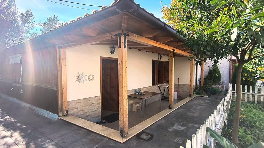 Apartament komod 1+1 dhe KOPSHT, vetëm pak hapa larg detit dhe një shëtitje të shkurtër nga qendra e qytetit