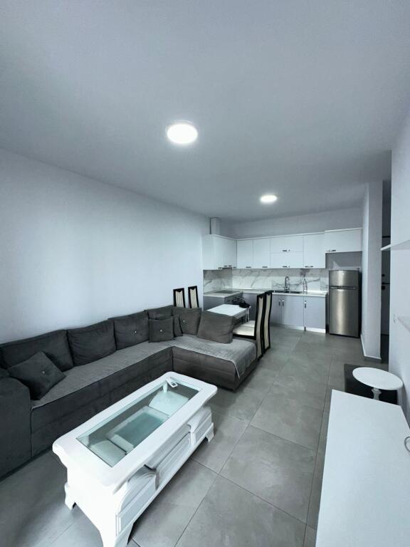 🏡 APPARTAMENTO IN AFFITTO * 2+1+2 con balcone