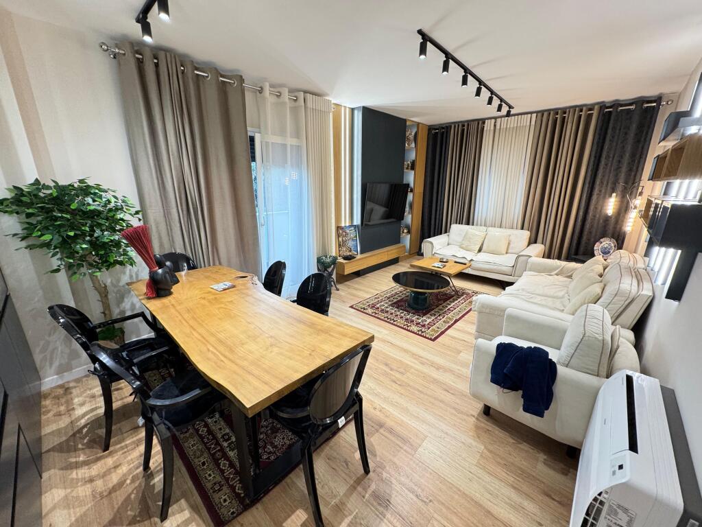 Apartament me qera 2+1+2 Kodra e diellit