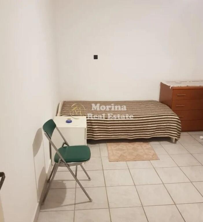 Qera, Apartament 1+1 Rruga 5 Maji 350 euro/ muaji