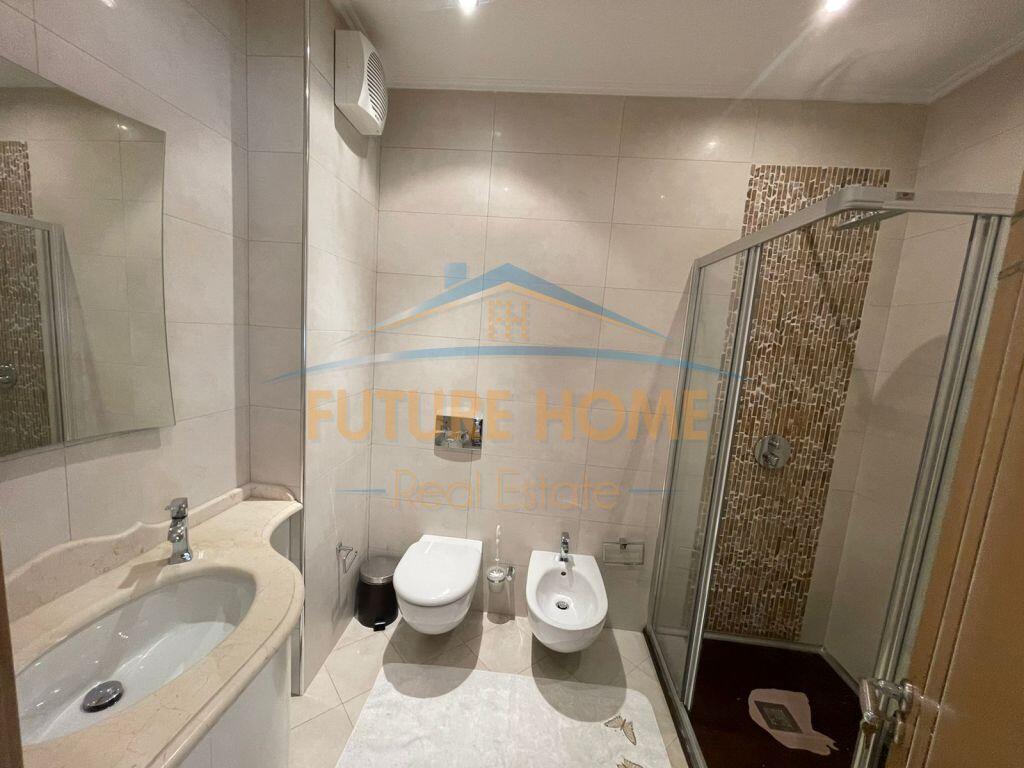 Qera, Apartament 2+1, Bllok