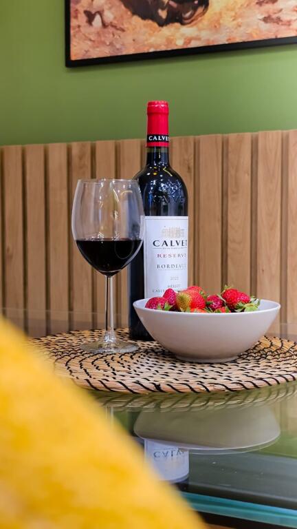 2 studi con vista mare in vendita a Vlore