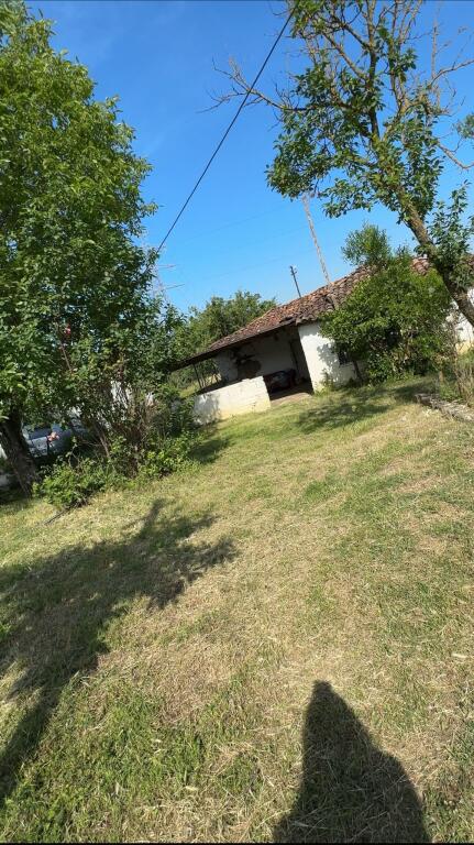 🌿 Mundësi e rrallë investimi – Shitet truall 300 m² në Kashar 1 🌿