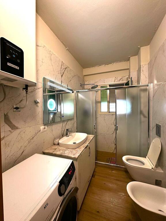 Accogliente trilocale in VENDITA sul Boulevard Green Towers Residence