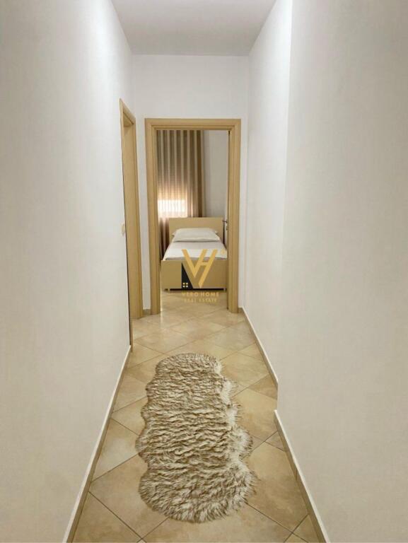 JEPET APARTAMENT 2+1+BLK ME QERA UNAZA E RE 550 EURO