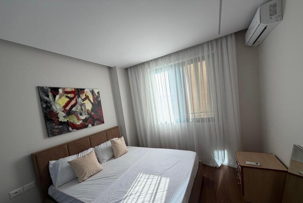 Apartament Modern 2+1+2 me Qira në Zonën e Hoxha Tahsim
