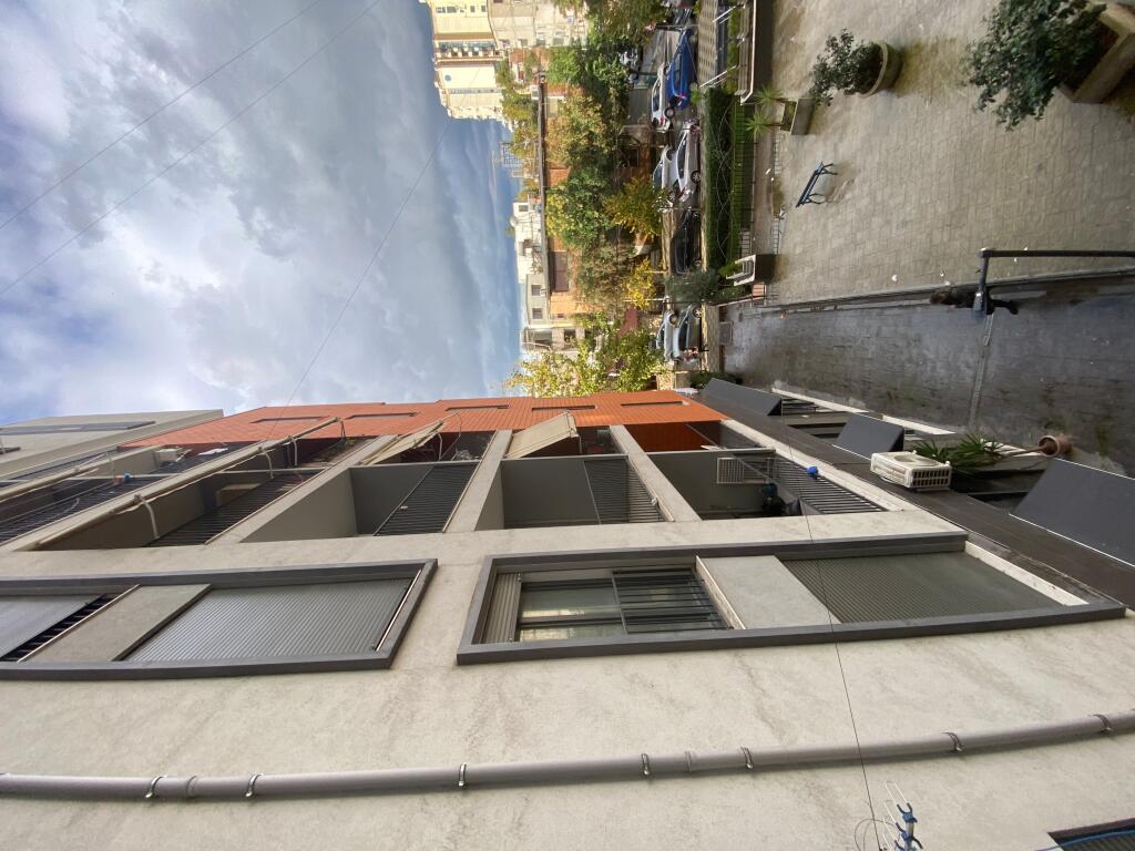 1+1, furnished, train station, building from recent years, price 600 euro