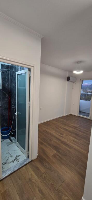 Apartament 2+1, prane Prokurorise se Tiranes
