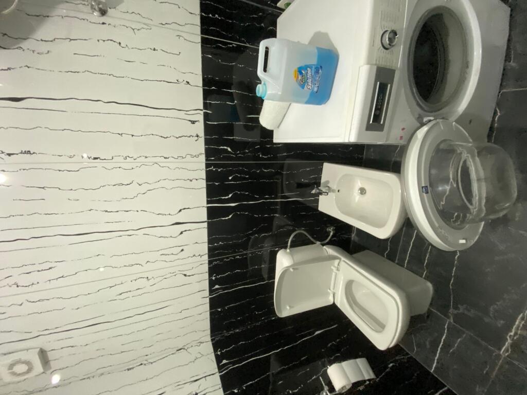 1+1, furnished, train station, building from recent years, price 600 euro