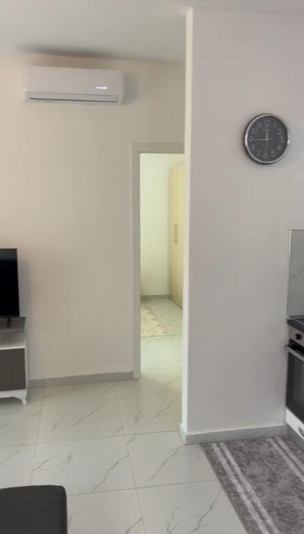 Apartment 1+1Zogu i Zi for rent