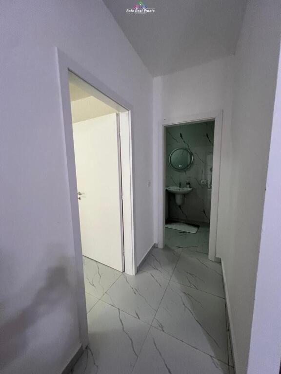 Apartament Me Qera 1+1 Tek Zogu I Zi (ID B2101329) Tirane