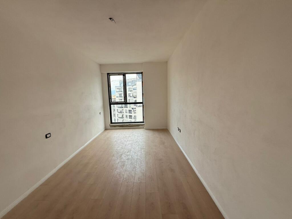 Shitet Apartament 1+1 ,Tek Kompleksi Turdiu