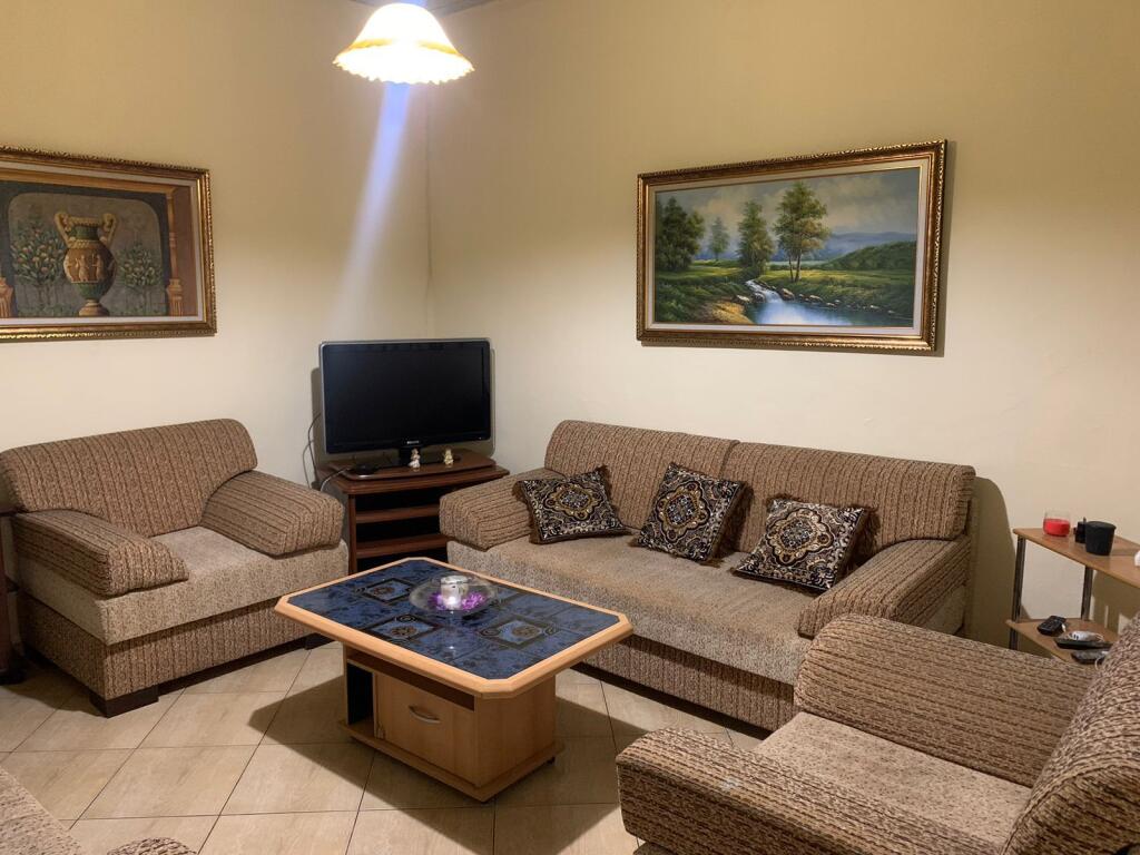 Apartament 1+1 per qira tek Rruga Siri Kodra.