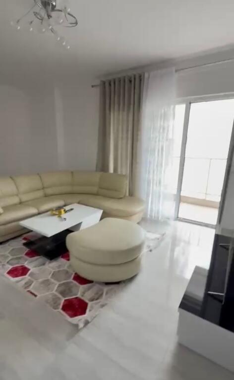For rent 1+1 ZOGU I ZI OPPOSITE RING CENTER 650€