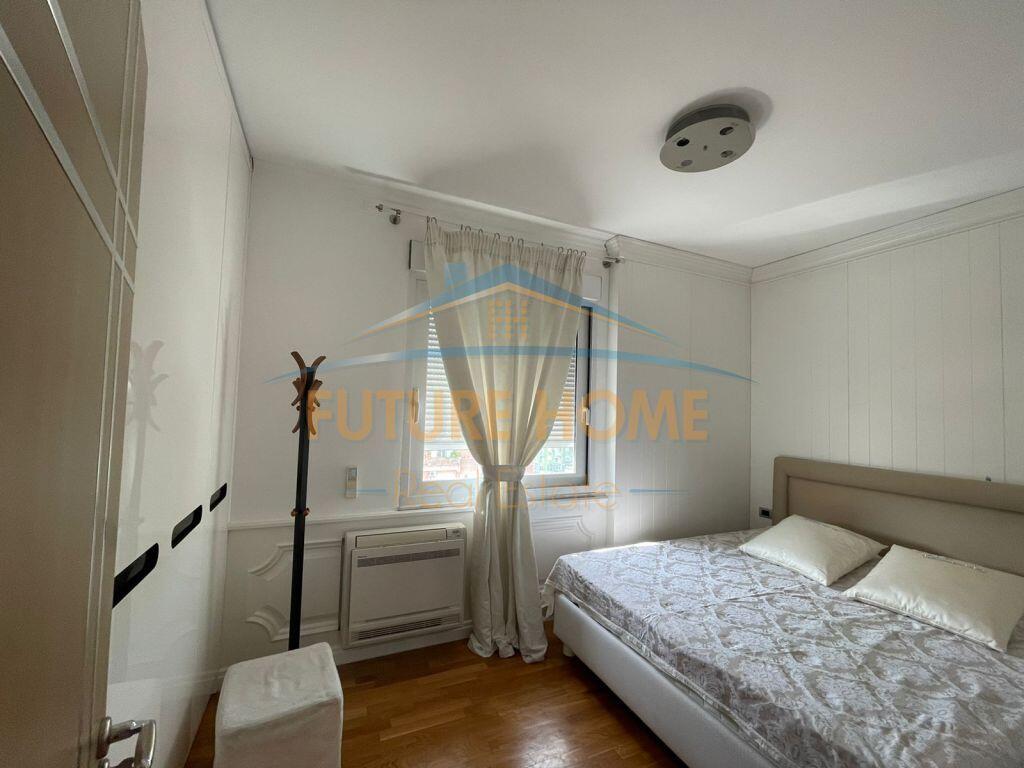 Qera, Apartament 2+1, Bllok