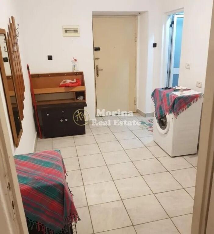 Qera, Apartament 1+1 Rruga 5 Maji 350 euro/ muaji