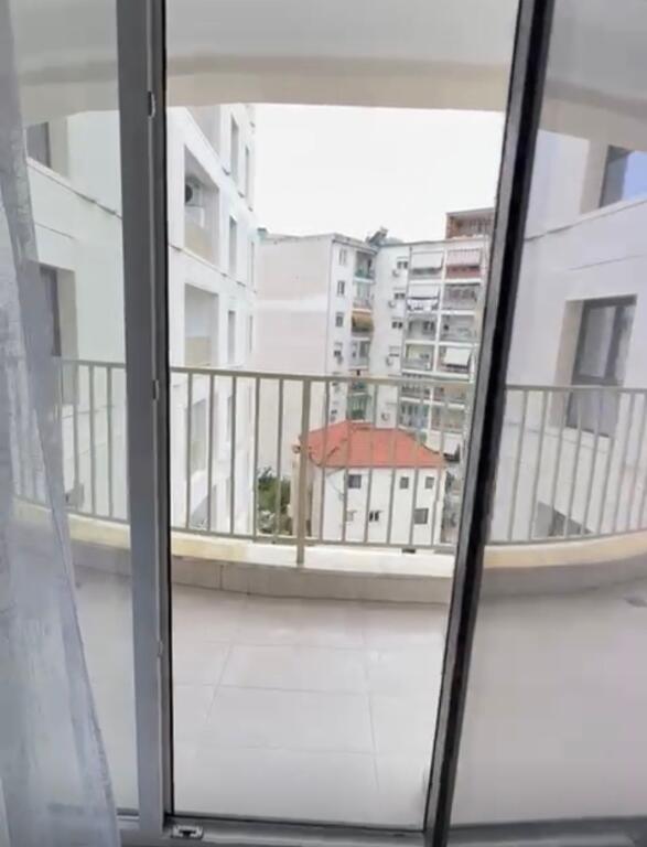 Appartamento 1+1 in affitto a Zogu i Zi!