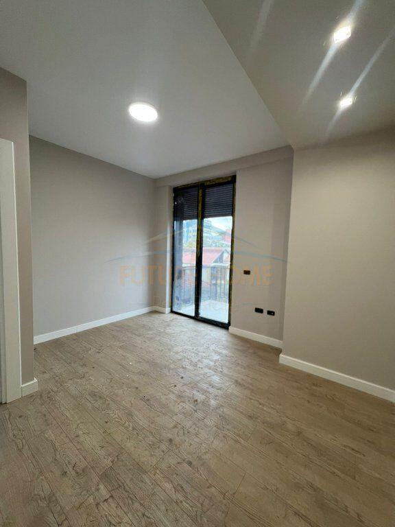 For Rent, Business Premises, New Market