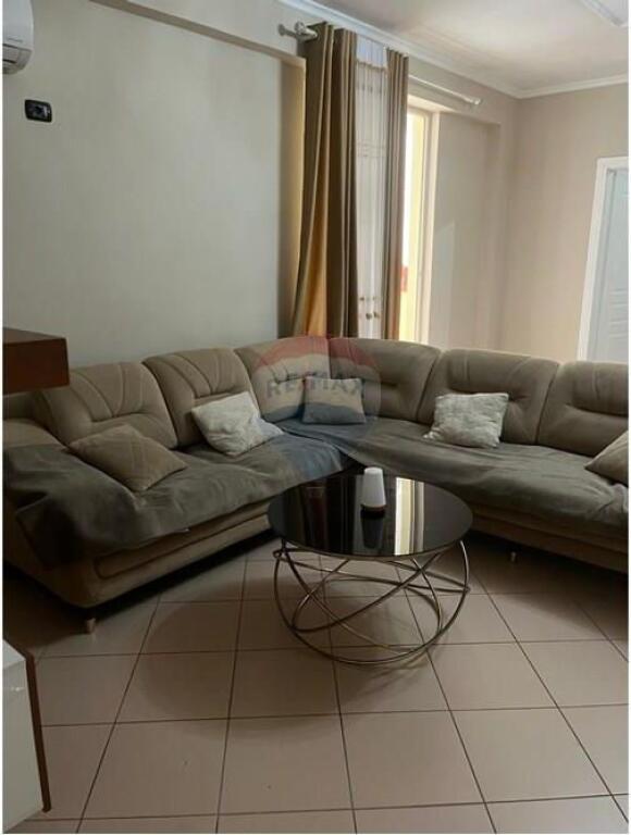 Jepet me qira apartament (2+1) Bill KLinton