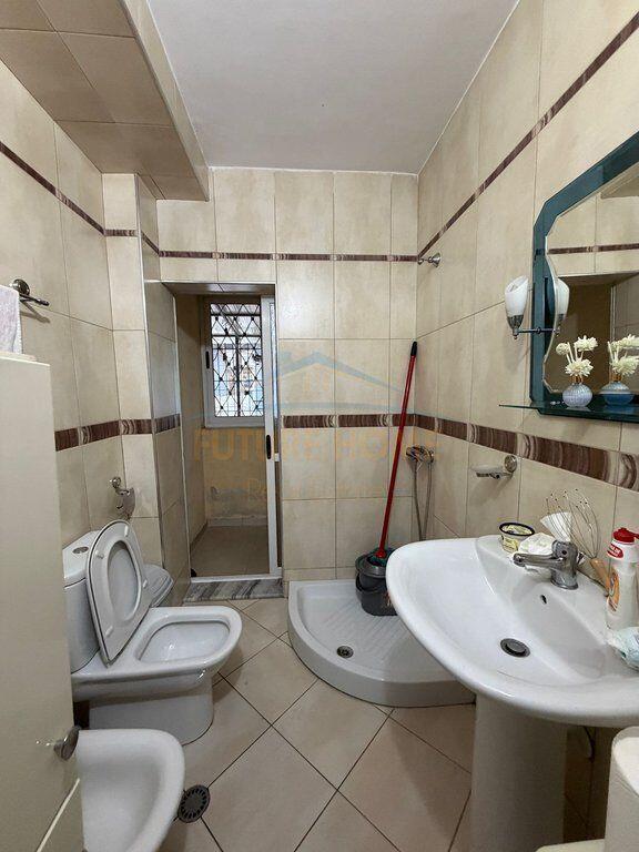 Affitto, Appartamento 3+1+Deposito, Vecchio Parco, Tirana.