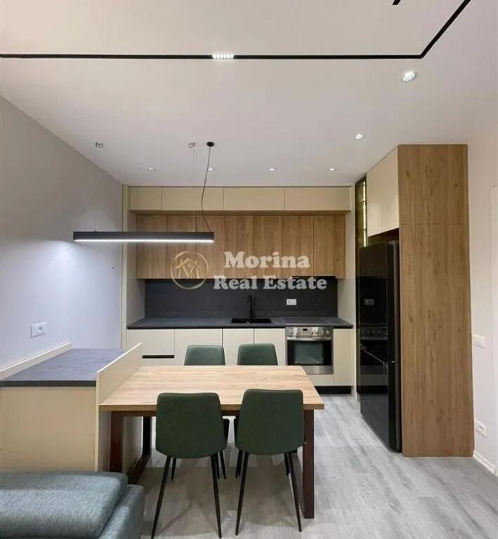 Qera, Apartament, 2+1,Univers City, 600 euro / muaj