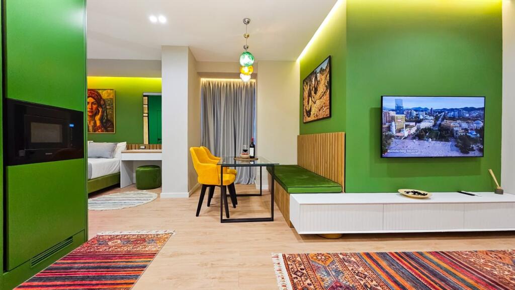 2 studi con vista mare in vendita a Vlore