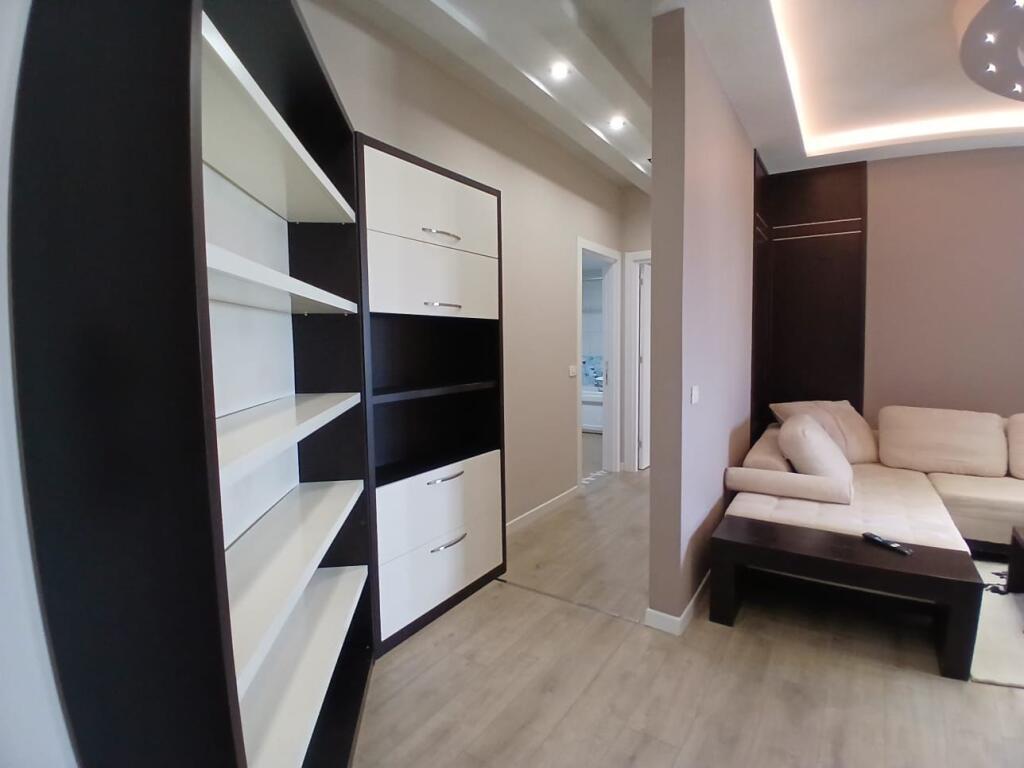 Jepet me qira 1+1 KOMUNA E PARISIT 650€