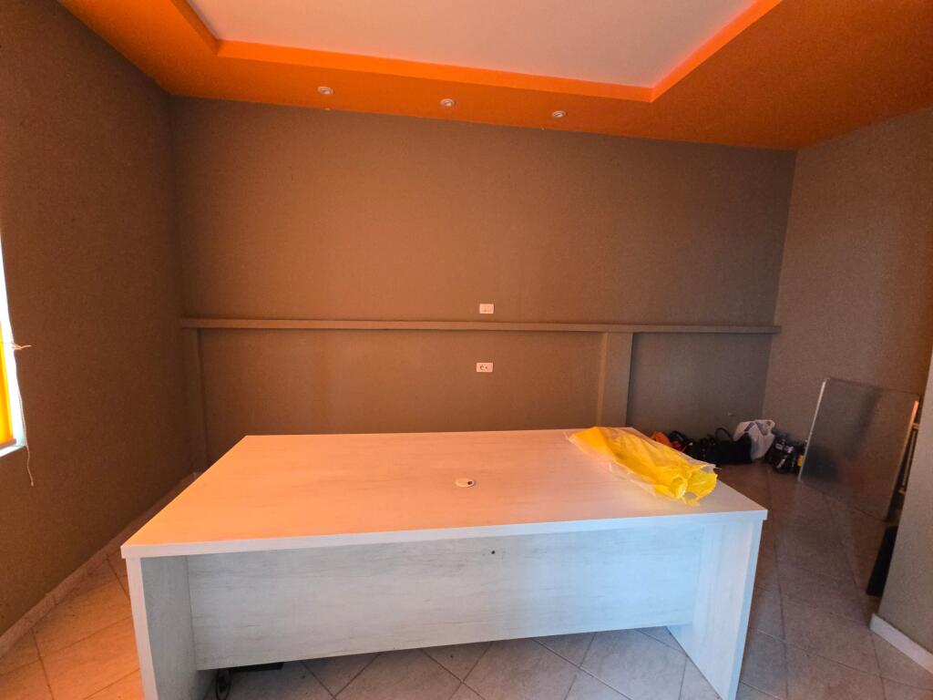 BUSINESS PREMISES FOR RENT BY THE ROAD AT THE BULGARI MILL DURRES