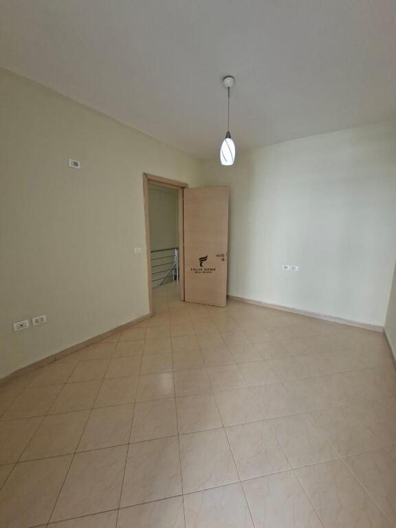 SHITET APARTAMENT DUPLEX 3+1+2 KODRA E DIELLIT 280.000 EURO